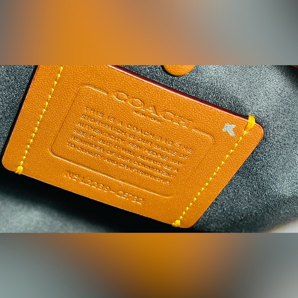 Coach  Navy Blue Leather Handbag - Picture 6 of 7